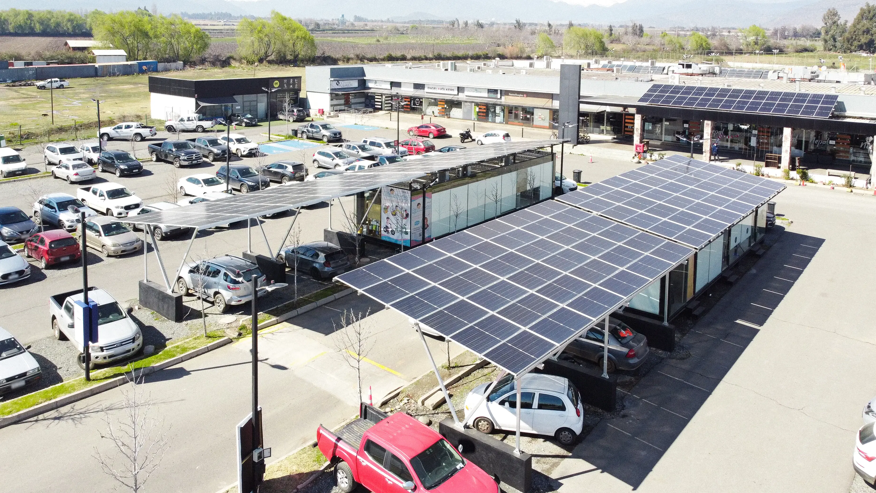 Instalación solar Boulevard Nogales