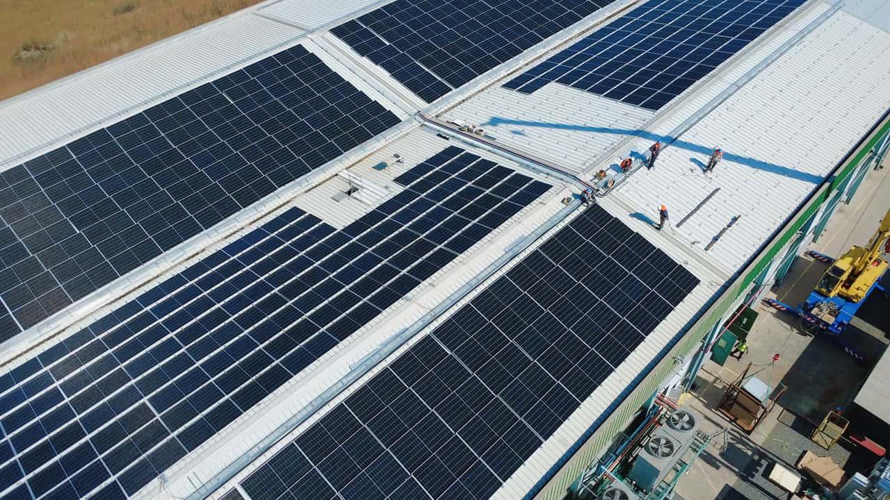 Instalación solar Frigorífico Frontal Trust