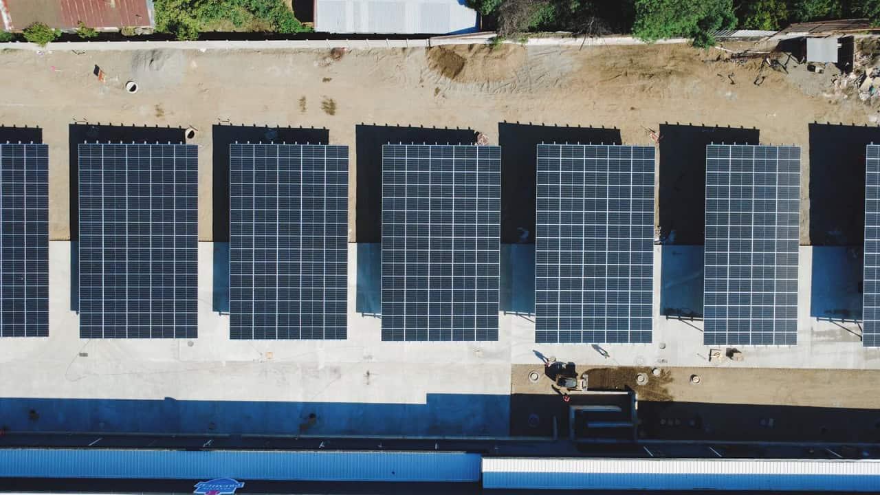 Instalación solar Supermercado El Trébol