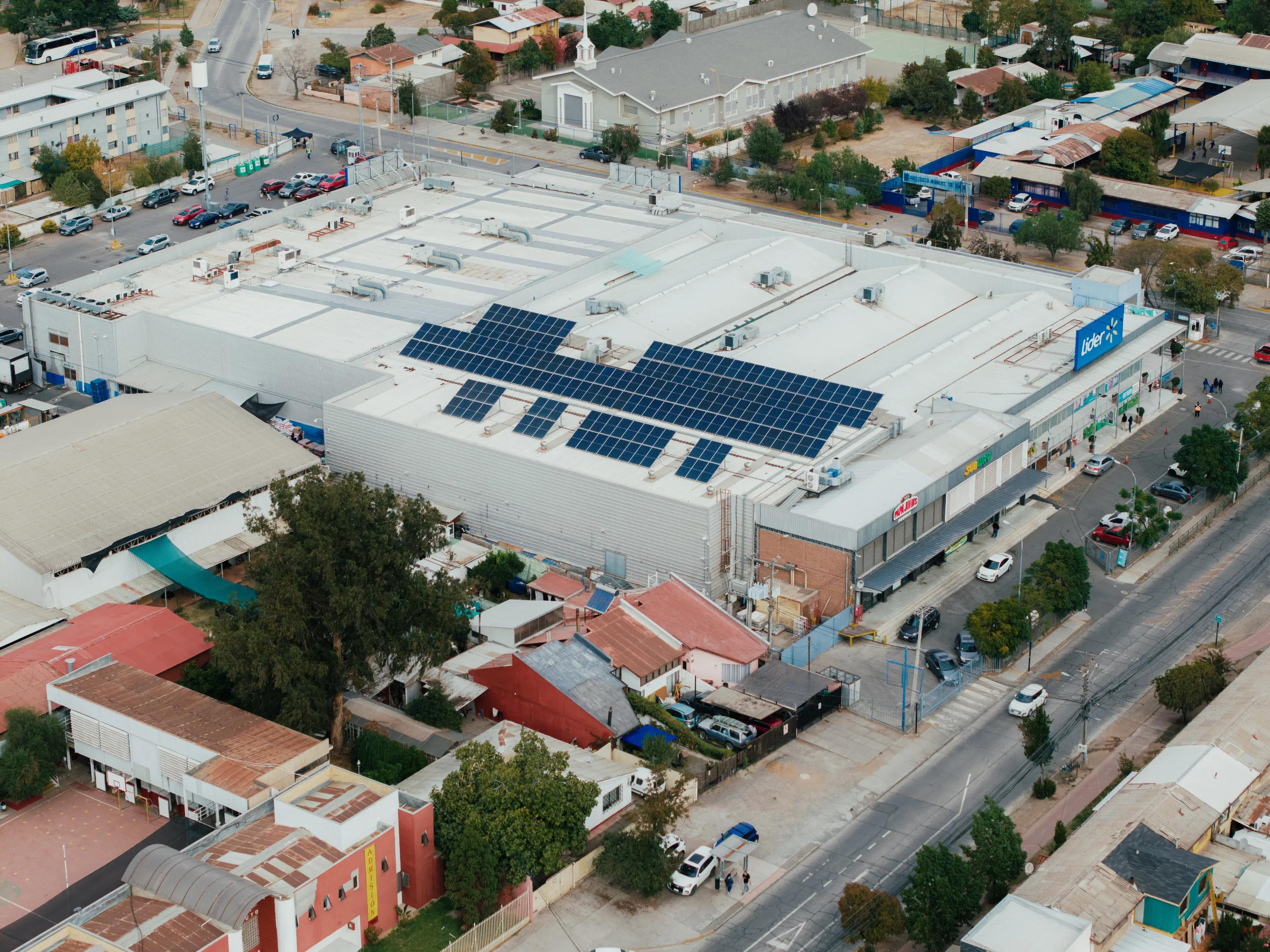Instalación solar Lider Recreo