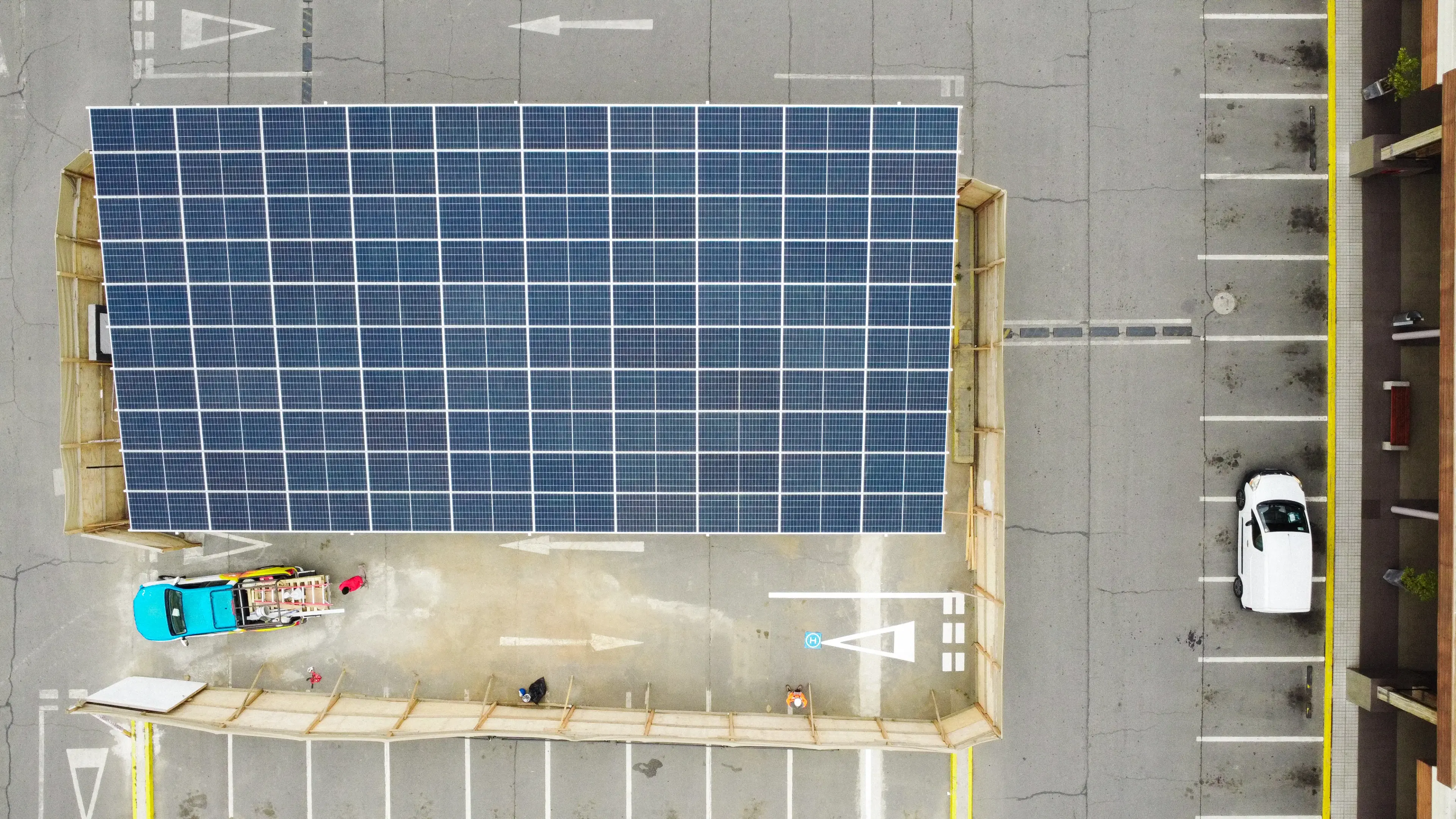 Instalación solar Paseo Parque – Etapa 2