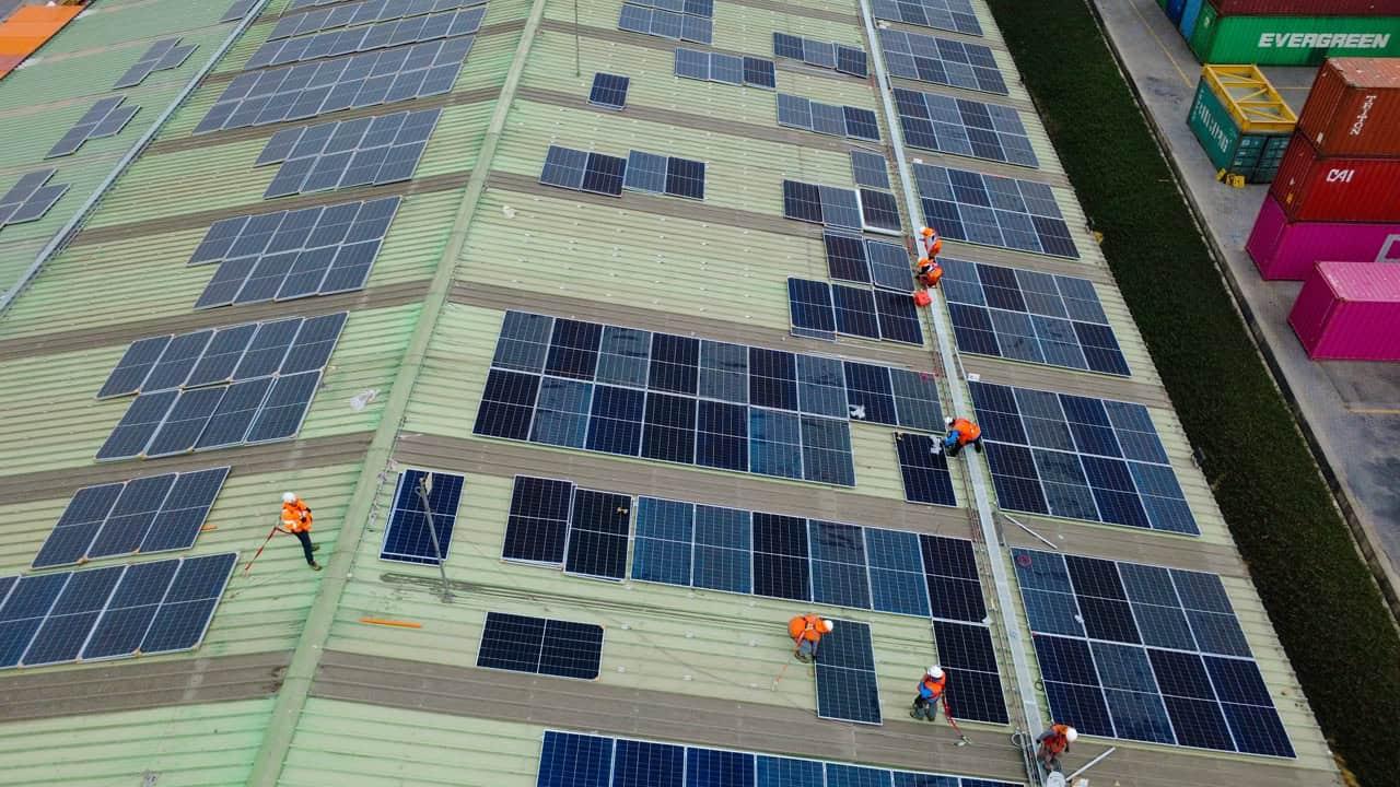Instalación solar Puerto Columbo San Antonio I