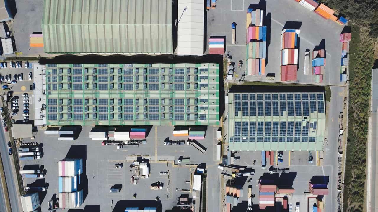 Instalación solar Puerto Columbo San Antonio II