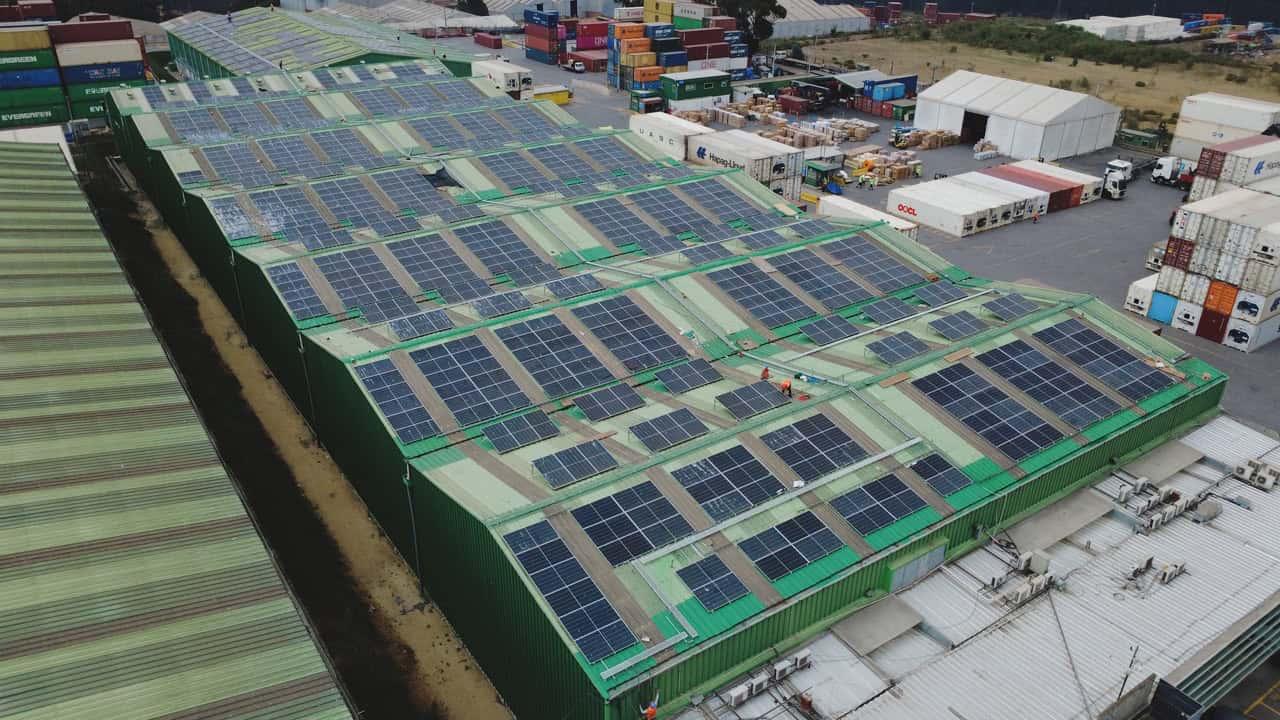 Instalación solar Puerto Columbo San Antonio II