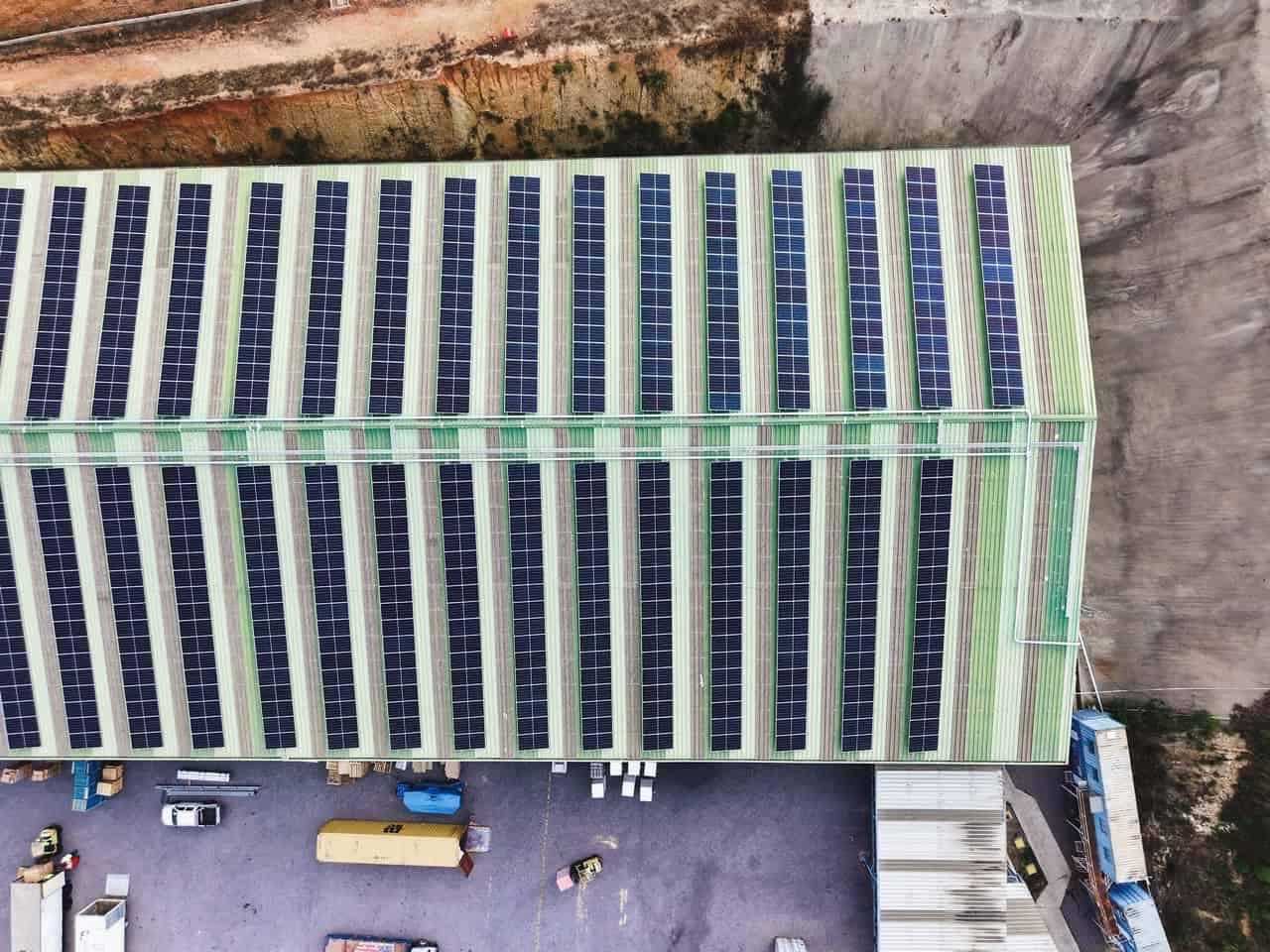 Instalación solar Puerto Columbo Valparaíso