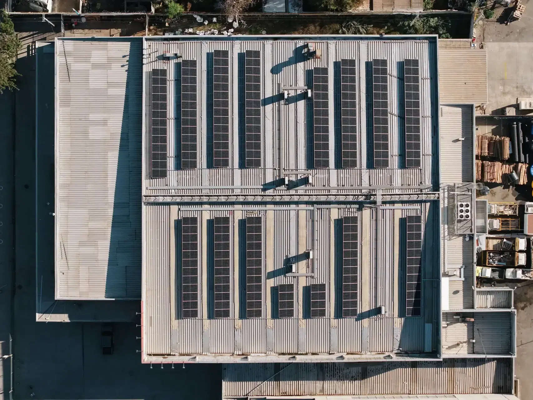 Proyecto de energía solar Supermercado Dabed